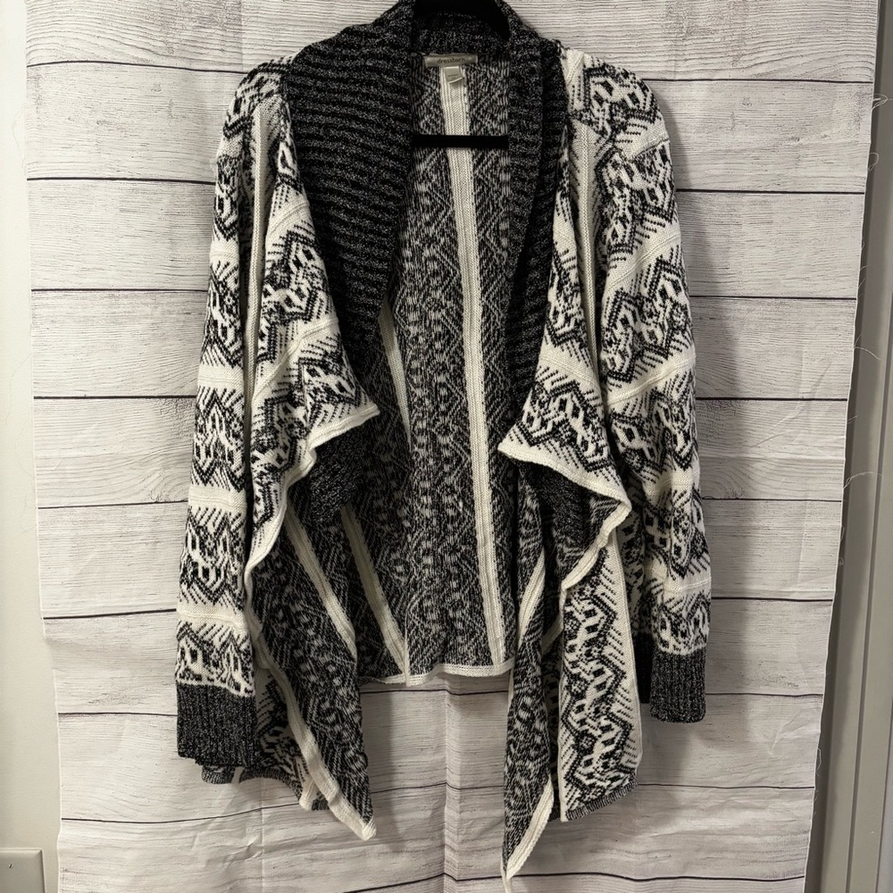 Plus Size Dressbarn Monochrome Textured Cardigan